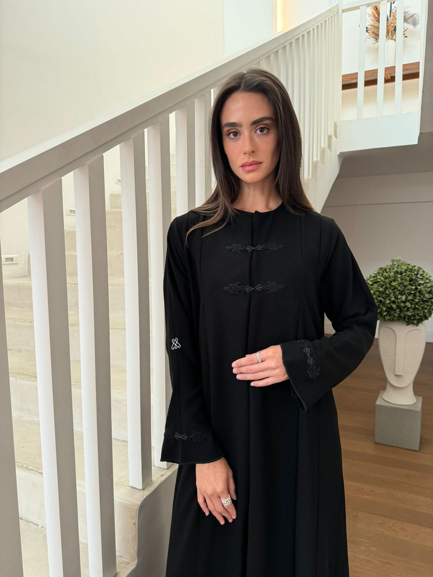 Clip - Abaya